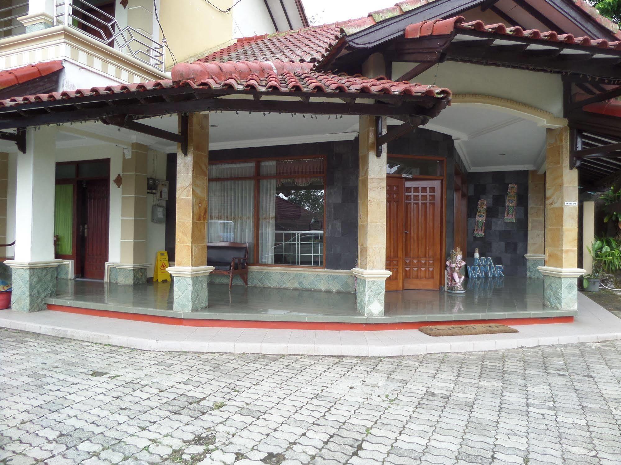 Sukapura Permai Hotel Bromo Exterior photo